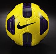 Футбольные мячи Nike Total 90 Tracer Hi-Vis