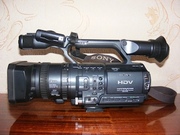 Продам видеокамеру Sony HDR-FX1E