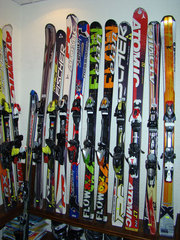 Большой выбор Б/У лыж,  ботинок и сноубордов