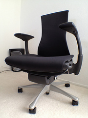 Кресло Herman Miller Embody Chair - Black Balance