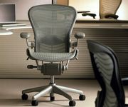 Кресло Herman Miller Aeron Chair - Lumbar Support