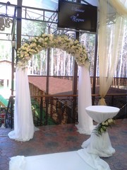 свадебные товары,  прокат венчальной арки,  арка на свадьбу киев