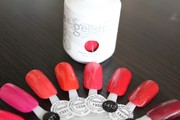 Предлагаем гель-лак Gelish.