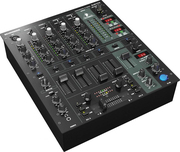 Продам Behringer DJX 750 PRO MIXER.