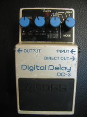 Продам педаль Boss Digital Delay DD-3