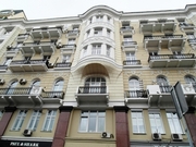 Продажа квартиры с изысканным ремонтом в центре Киева. Б. Хмельницкого
