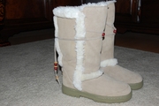 продам новые уги UGG australia-кожанные-мех искуственный