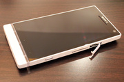 Продам телефон sony xperia S white