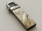 Продам usb флешку на 128gb от HP (новая). Usb флешка на 128gb от HP. С