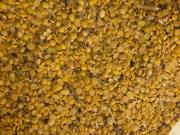 Закуповую половинки сої та зерновідходи кукурудзи