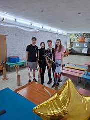 Стрільба з лука для шкільних груп,  підлітків і організованих заходів